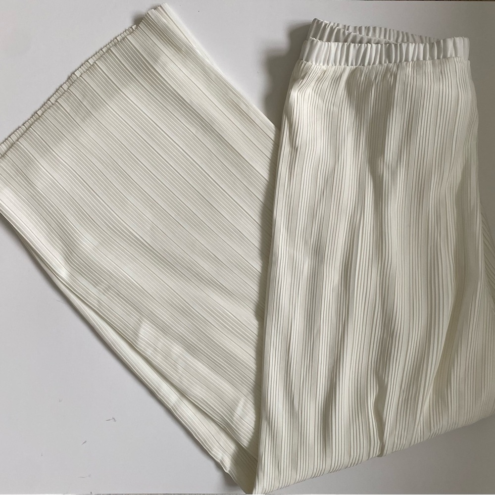 Pleione Cream Palozzio Pleated Pants With Elasticized Waist Fully Lined Size Lrg